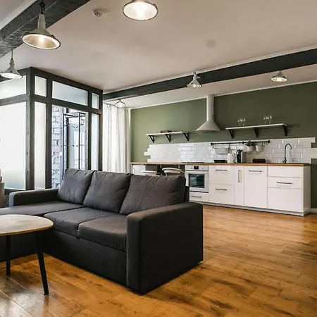 Johan Design & Отель Курессааре