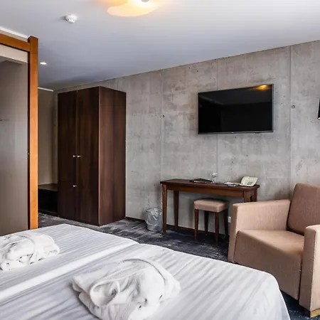 Johan Design & Spa Hotel Hotel 4*