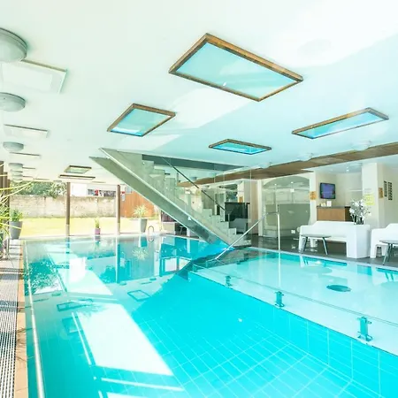 Johan Design & Hotel 4*