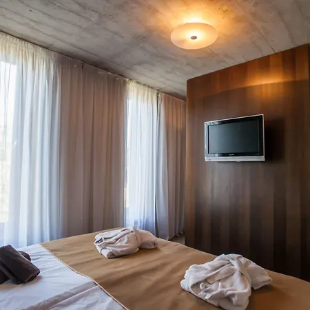 Hotel Johan Design & Spa Hotel 4*