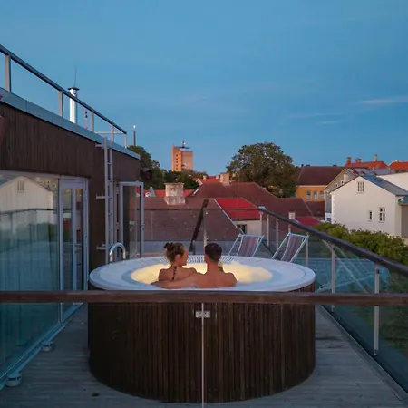 מלון Johan Design &