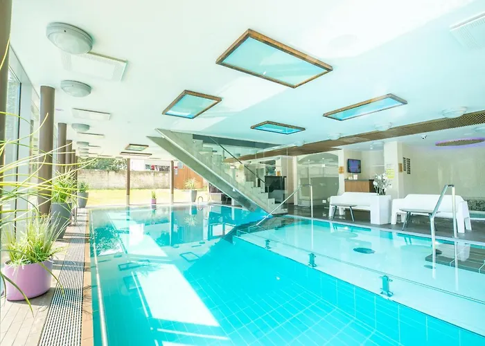 Johan Design & Hotel 4*