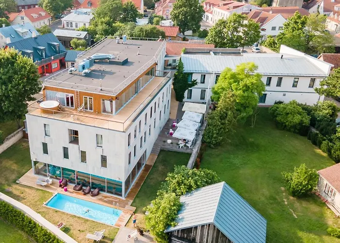 Johan Design & 4* Kuressaare